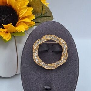 Roman Gold Tone Crystal Circle Wreath Brooch Pin‎ Clear Rhinestone Statement